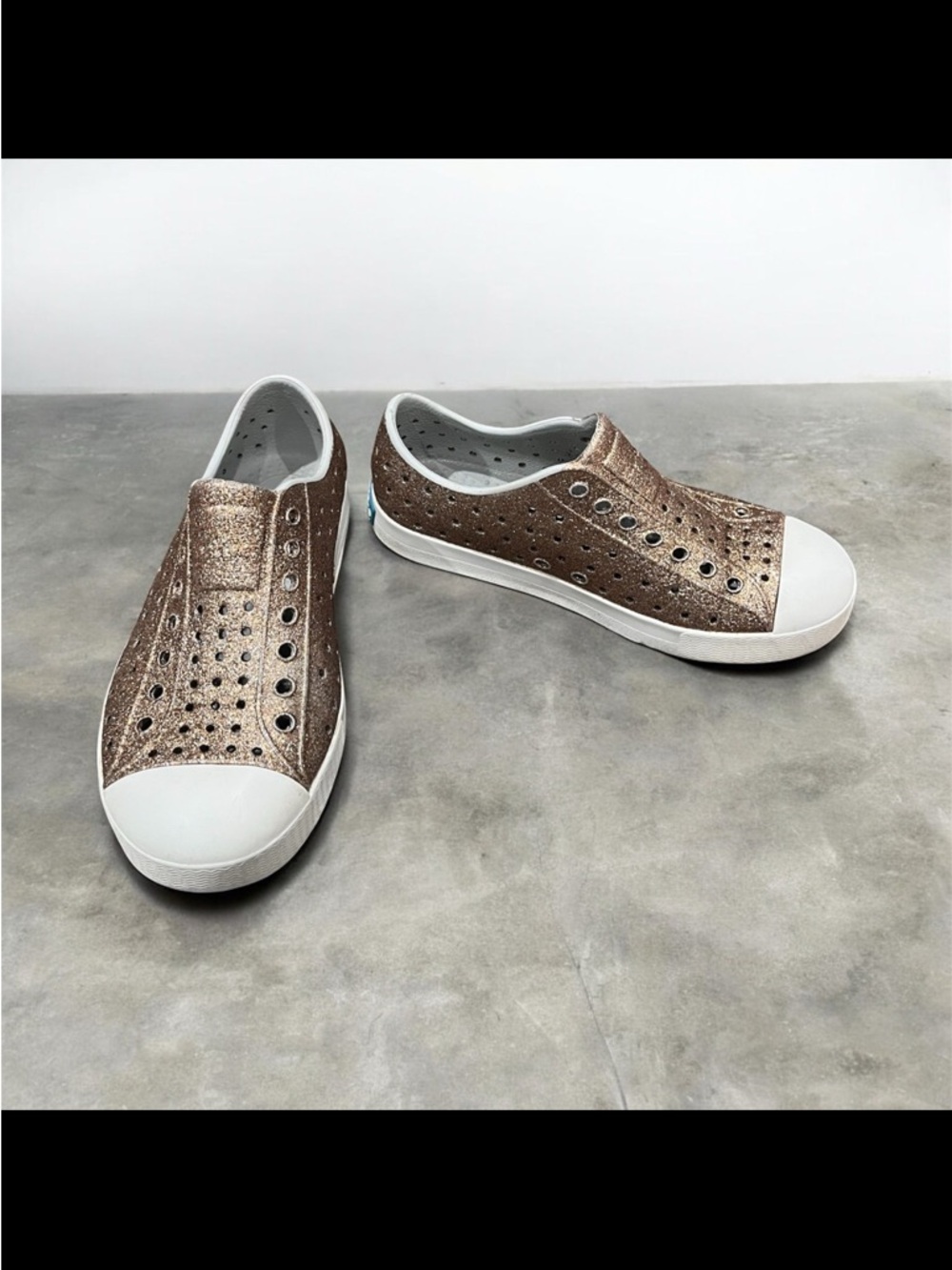 Native Shoes Jefferson Bling Glitter Gold Slip On Sneakers Shoes Size 12C